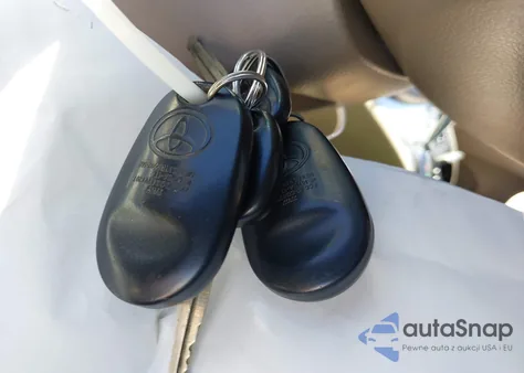 2004 Toyota Sienna Xle from USA, damaged, VIN 5TDZA22C74S142128